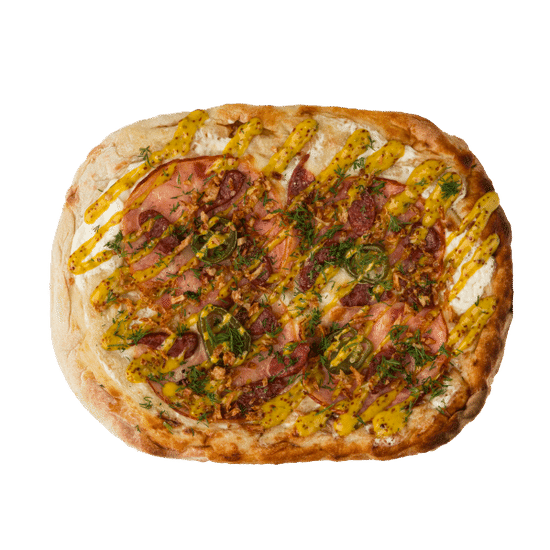 Римская пицца с колбасками и ветчиной блюдо недели