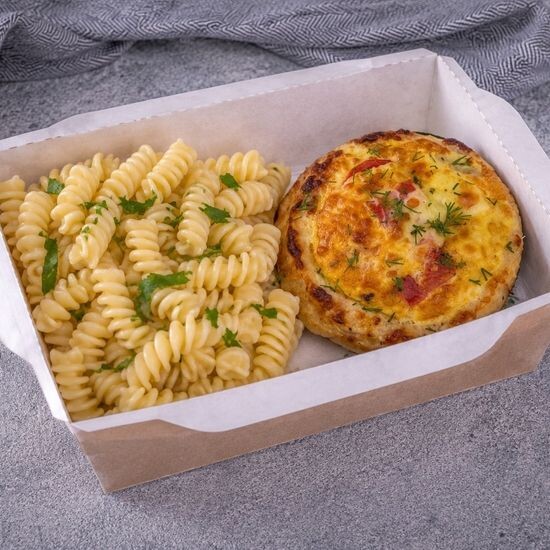 Макароны с гнездом куриным