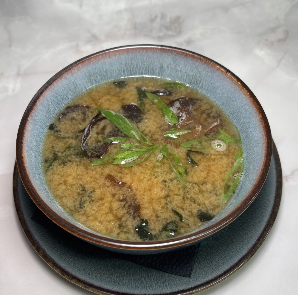 Мисо суп с древесными грибами