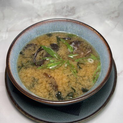 Мисо суп с древесными грибами