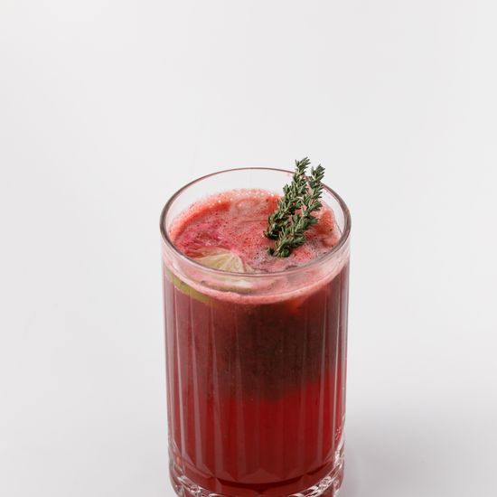 Лимонад смородина-лаванда-розмарин