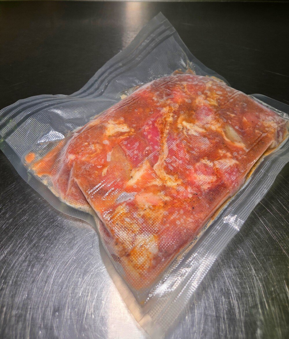 Шашлык из свиной шеи с кавказскими специями в майонезе