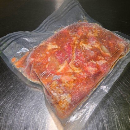 Шашлык из свиной шеи с кавказскими специями в майонезе