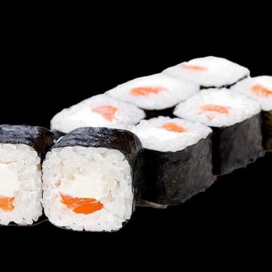 С копченым лососем и сыром