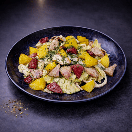 Салат с копченостями