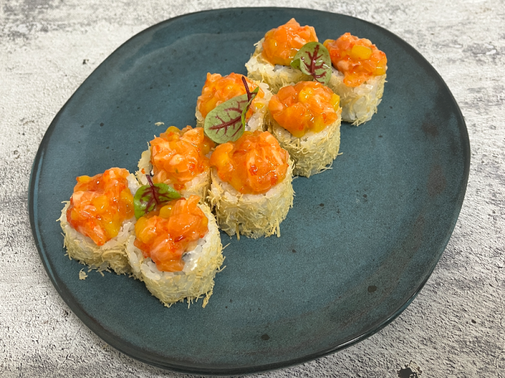 Хрустящий ролл лосось с манго