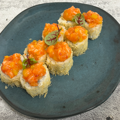 Хрустящий ролл лосось с манго