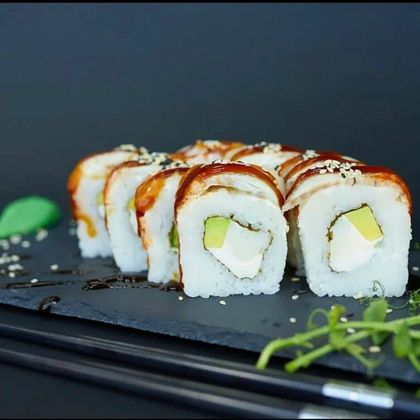 Роллы «Дракон»