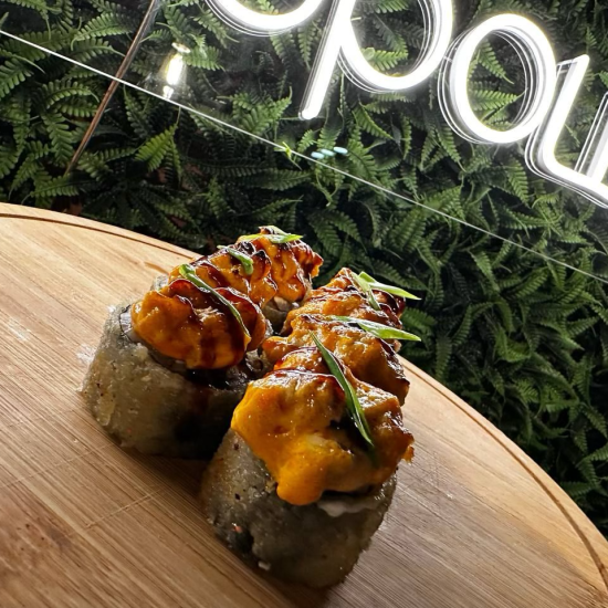 Ролл «Острый лосось»