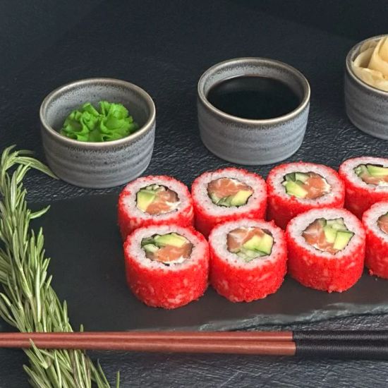 Ролл «Сяке Калифорния»