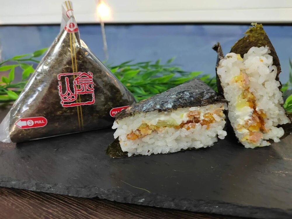 Онигири с курочкой