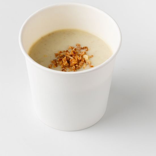 Крем суп сливочный грибной с луком фри
КБЖУ на порцию 120/4/8/15