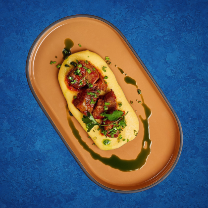 Запечённая буженина с сацебели и гоми