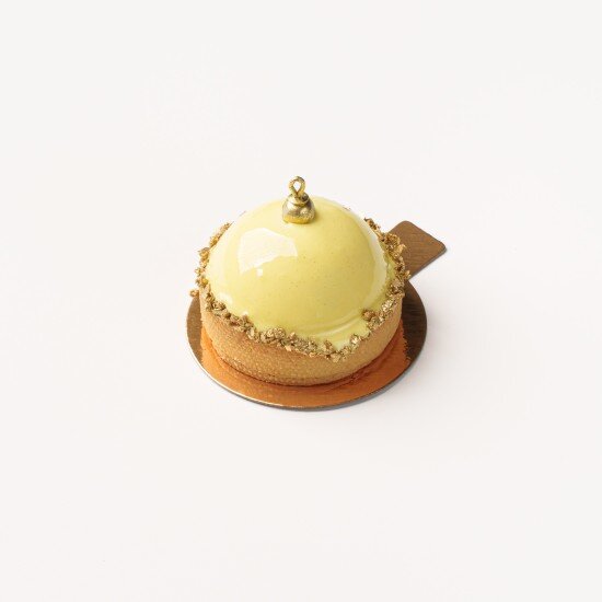 Тарталетка "Ёлочный желтый шарик"