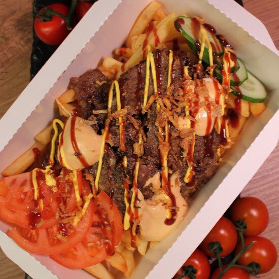 Сытный куш с говяжьим кебабом