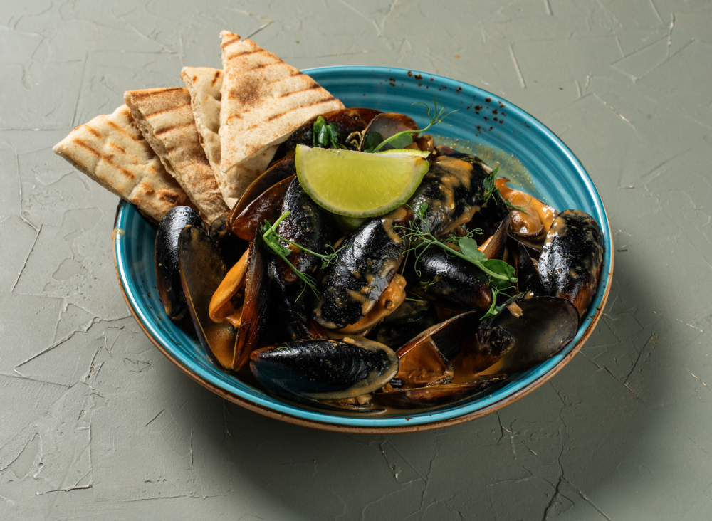 Мидии в соусе Том ям