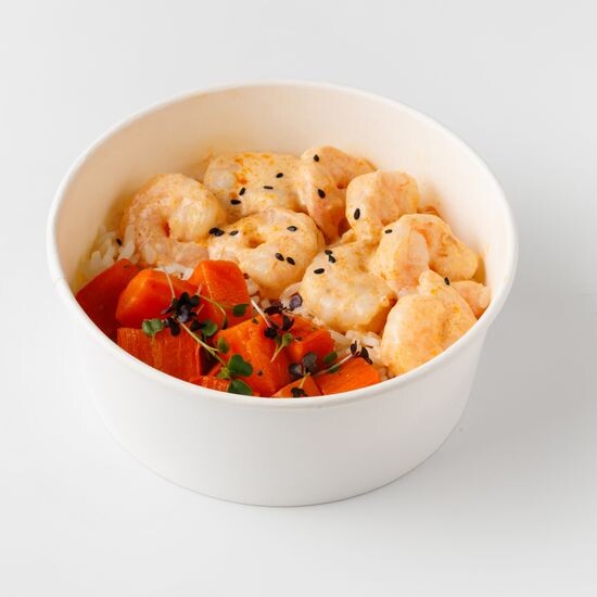 Рис с креветками под соусом том ям и запеченной морковью 
КБЖУ на порцию  448/26/10/74