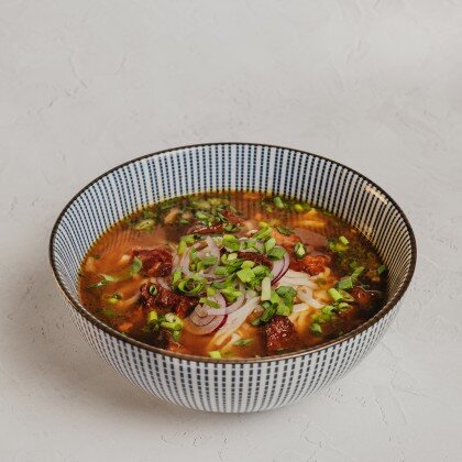 Суп-удон шот ванг (тушенная говядина)