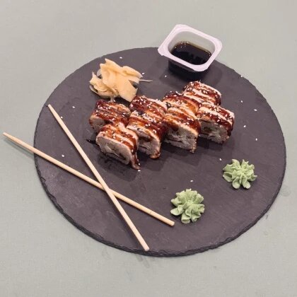 Ролл «Дракон»