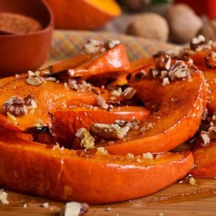 Тыква, запеченная с медом и орехами