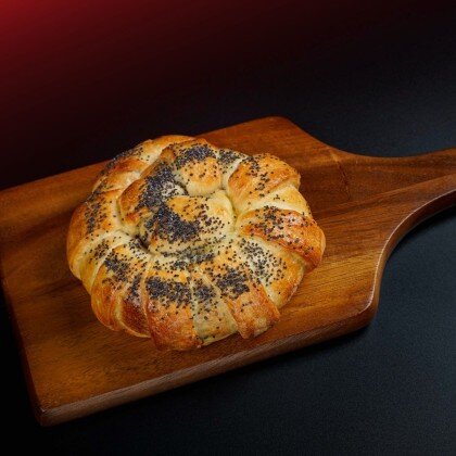 Рогалик с Вишневым джемом