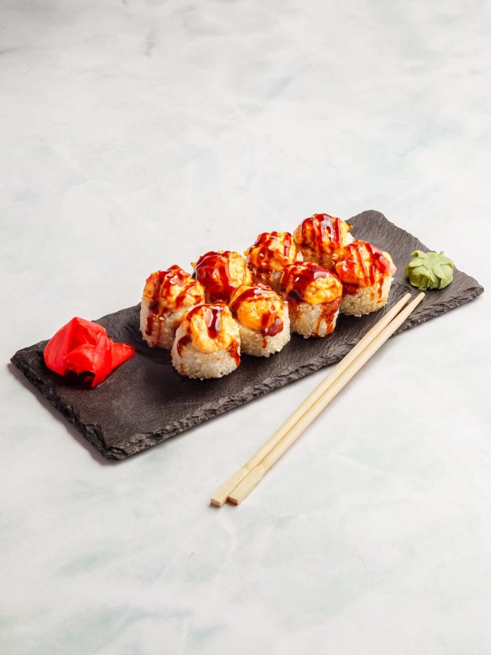 Ролл «‎Цезарь» запечённый