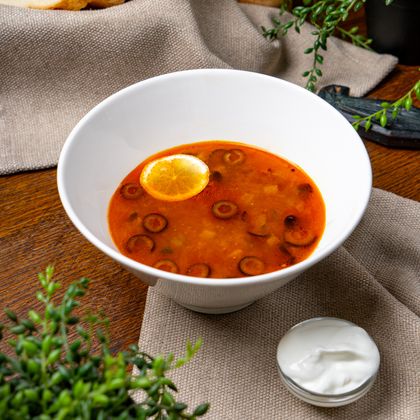Солянка Мясная