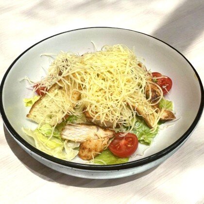 Цезарь с курицей