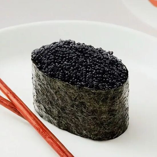 Суши Тобико черная