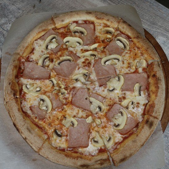 С ветчиной и грибами