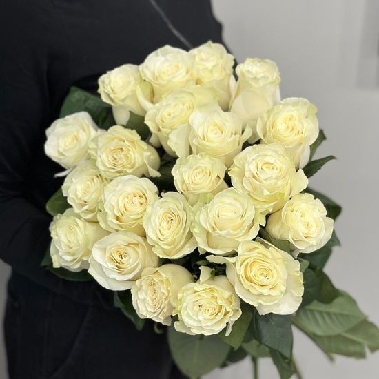 Роза белая 15 шт