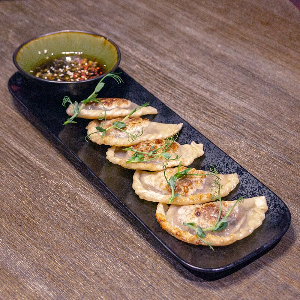 Гедзе с мраморной говядиной и шиитаки