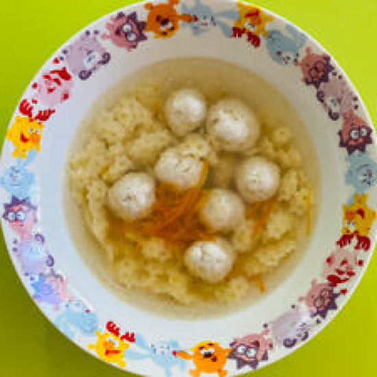 Куриный суп с фрикадельками