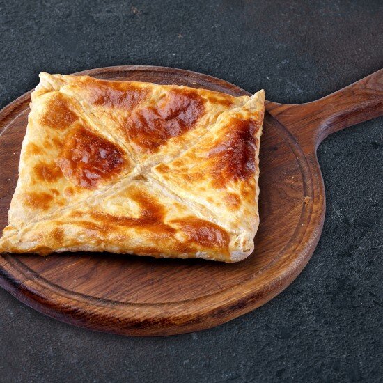 Хачапури слоеное с сыром