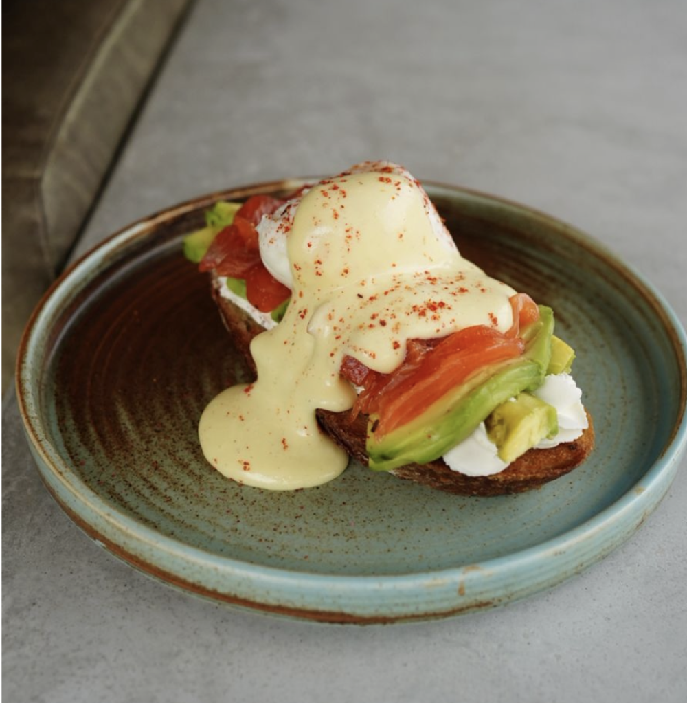 Брускетта с семгой