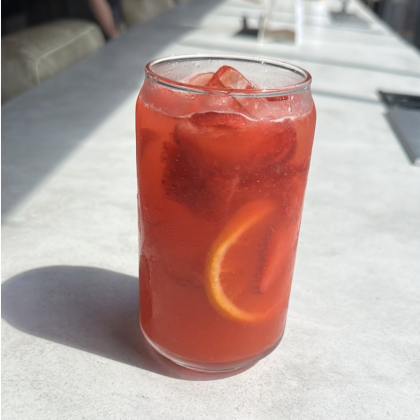 Клубничный шприц