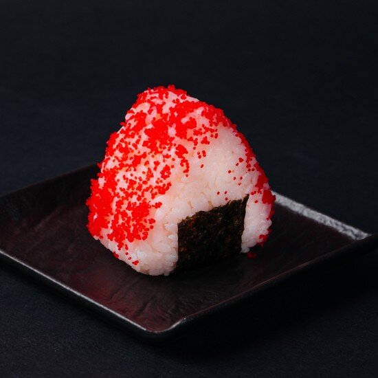 Онигири «Спайси лосось»