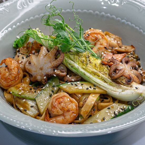 Удон с морепродуктами