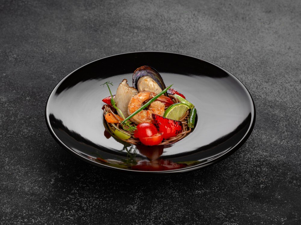 Соба с морепродуктами