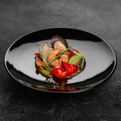 Соба с морепродуктами