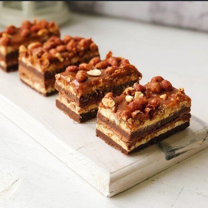 Пирожное Карамельно-ореховое