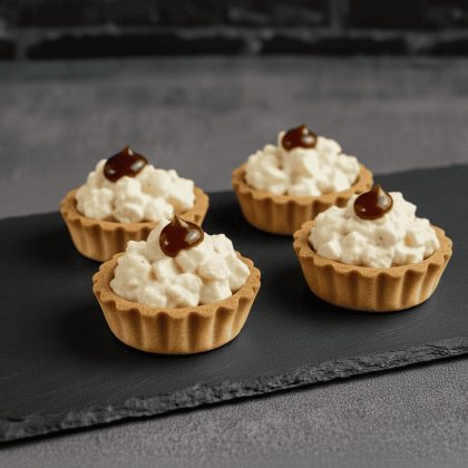 Тарталетки с курицей и ананасом (4 шт)