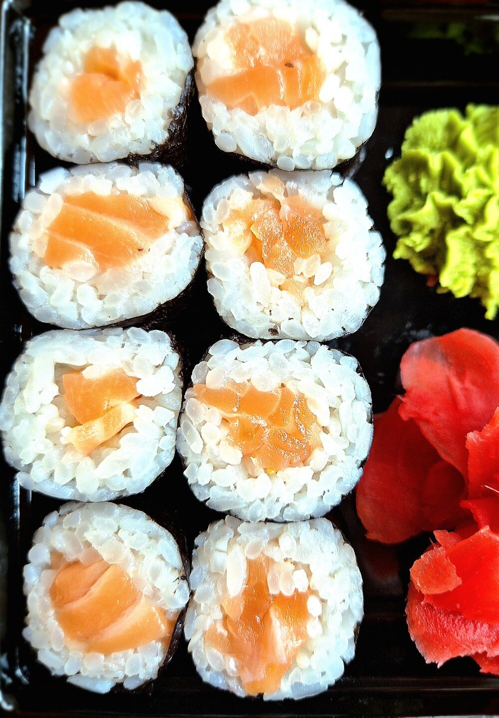 Ролл лосось