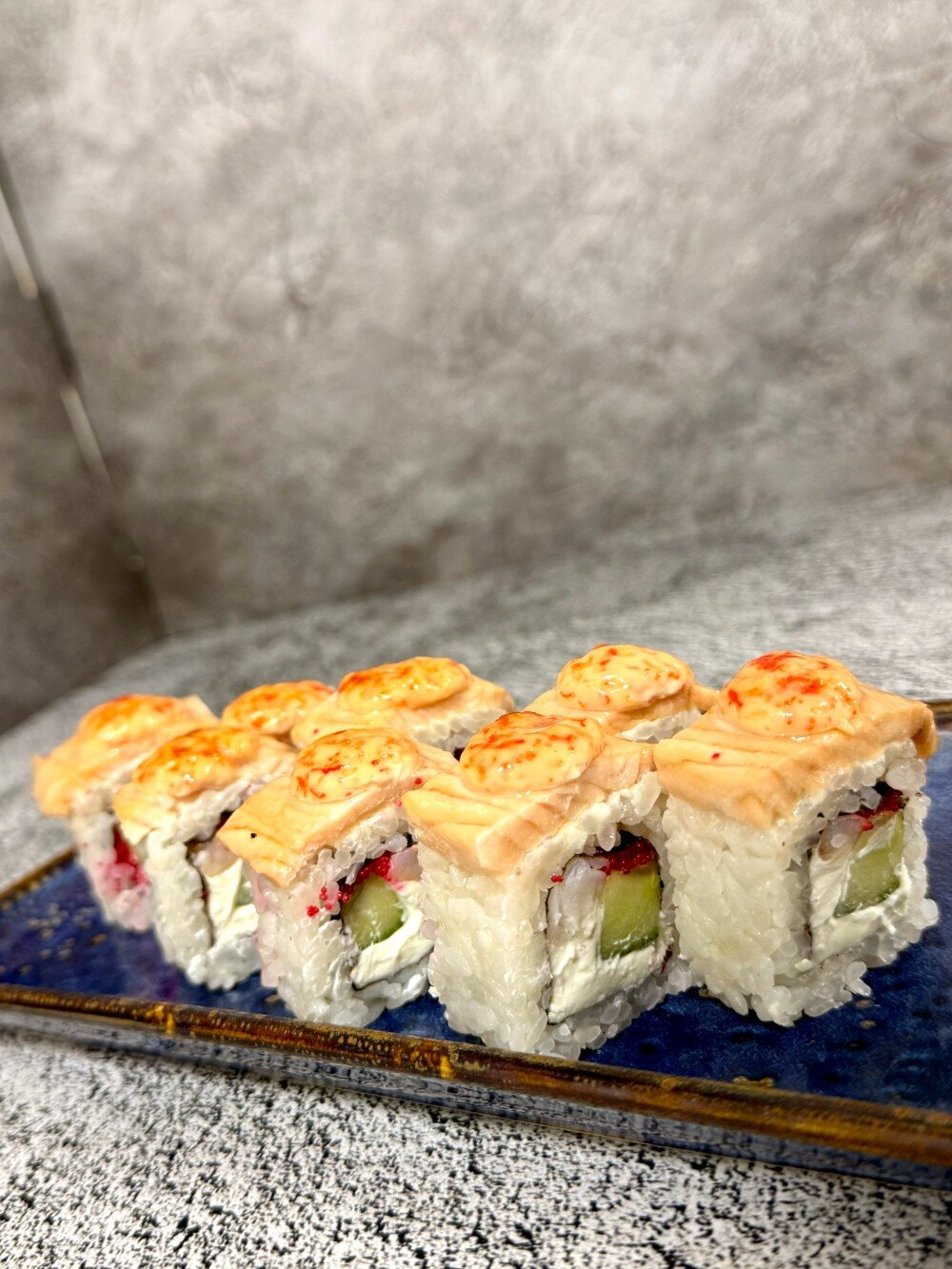 Запеченная филадельфия с креветкой