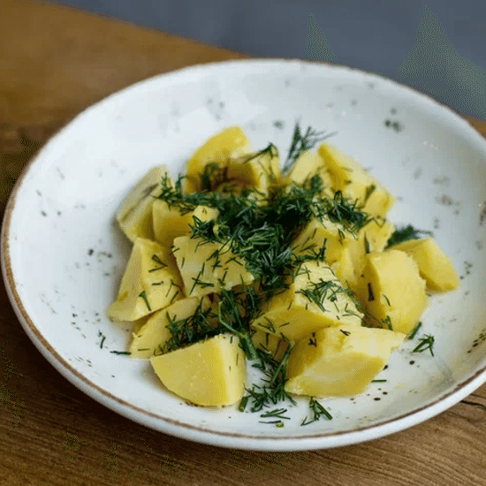 Картофель отварной с укропом