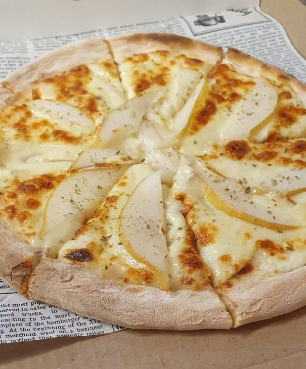 Пицца с грушей