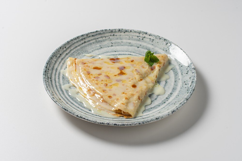 Блин со сгущенным молоком