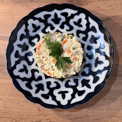 салат оливье с говядиной