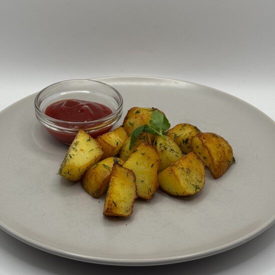 Жареный картофель с травами