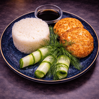 Котлеты из щуки с отварным рисом